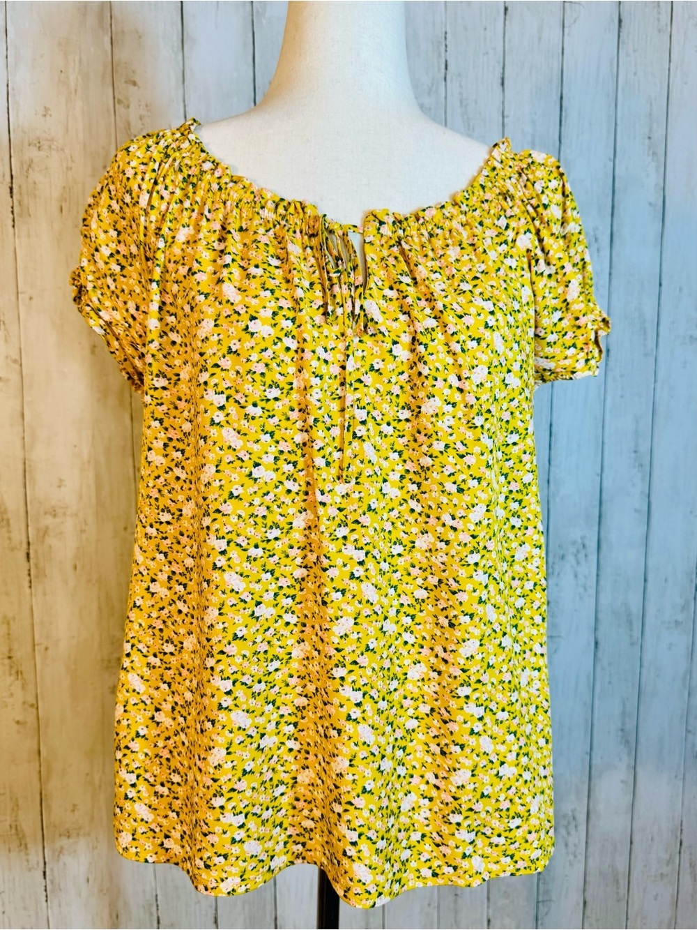 🌼 Old Navy Floral Peasant Blouse | Yellow Ditsy Floral Top | Size Small